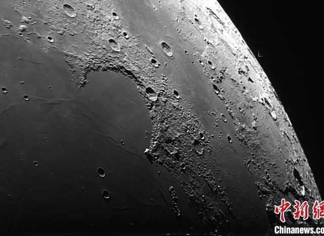 自制望远镜仰望星空 民间“追星人”欲建观测基地